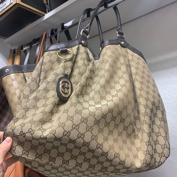 Authentic Gucci Monogram Canvas Large Sukey Tote Dark Brown with GG keychain - Picture 1 of 7